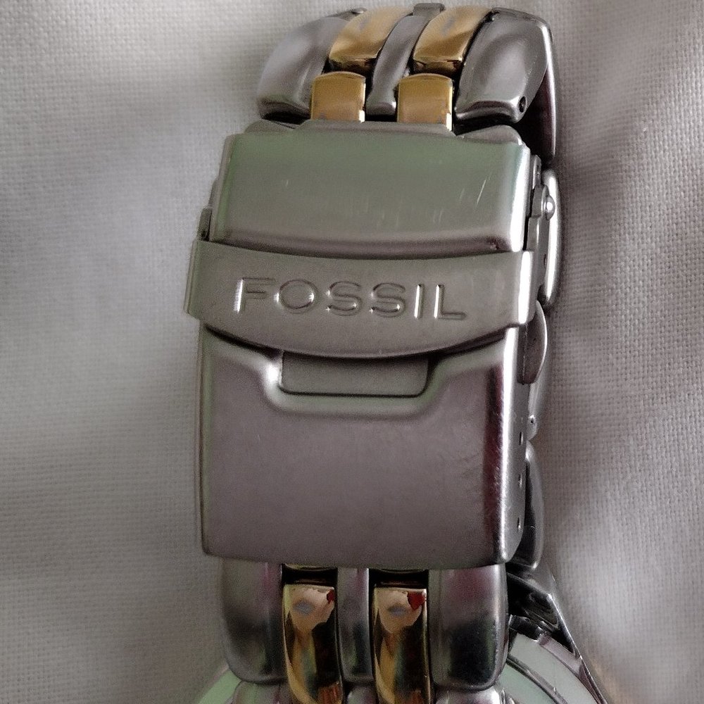 Vintage/Used Fossil Men's Watch In Working Condit… - image 4